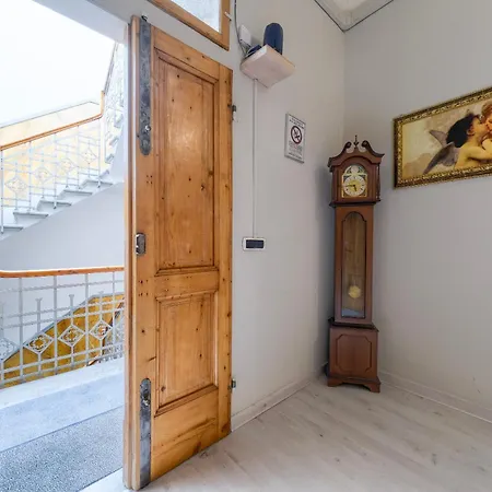 Da Leonardo アパート